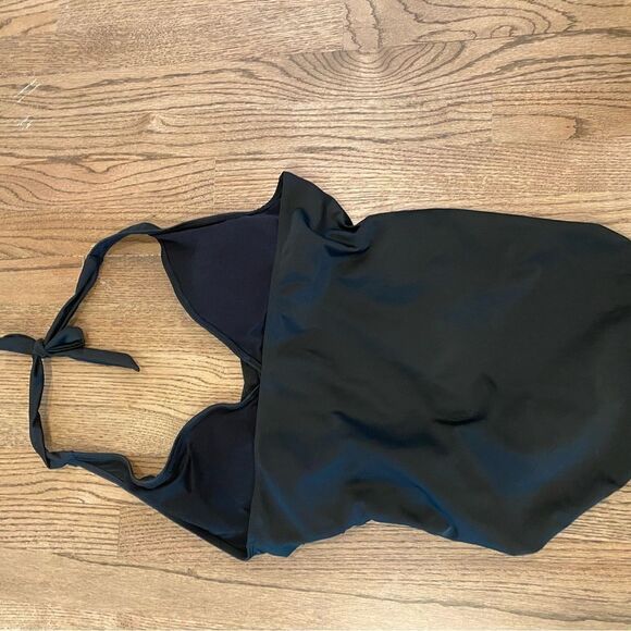 Black Halter One-Piece Swimsuit - Picture 4 of 5
